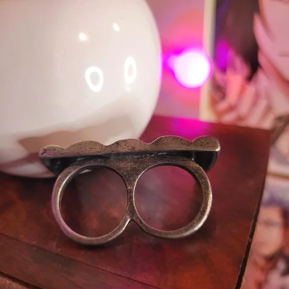 Antique, Vampire Fangs Double Ring Sz 6 - Picture 6 of 6